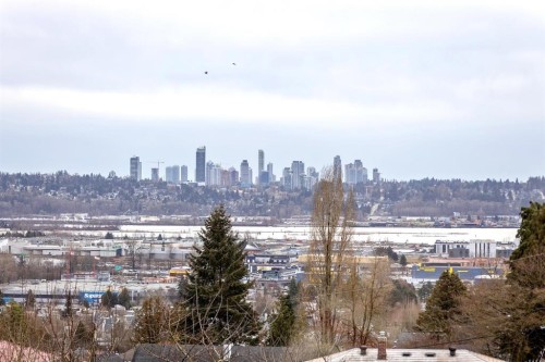 1122 Rochester Avenue, Coquitlam, BC 