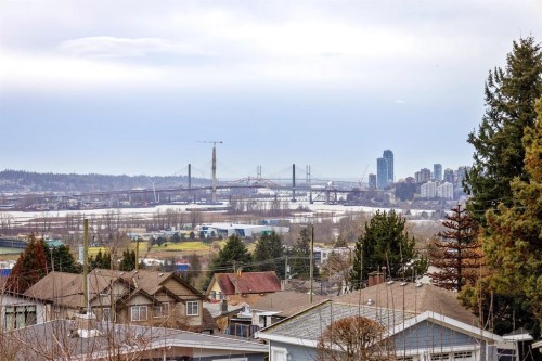 1122 Rochester Avenue, Coquitlam, BC 