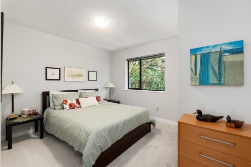 2346 Westhill Drive, West Vancouver, BC 