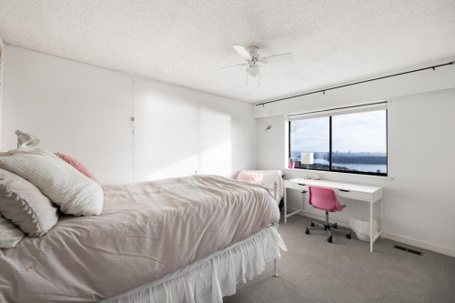 2346 Westhill Drive, West Vancouver, BC 