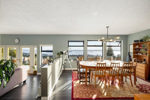2346 Westhill Drive, West Vancouver, BC 