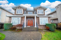 6391 Neville Street  Burnaby, BC V5E 1A5
