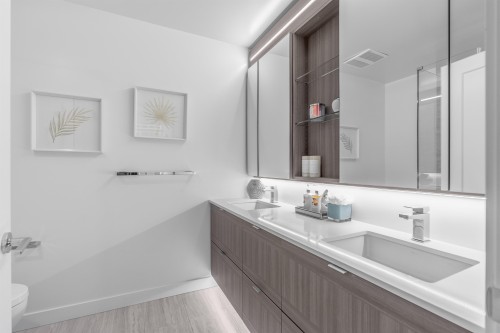 2702-2311 Beta Avenue, Burnaby, BC 