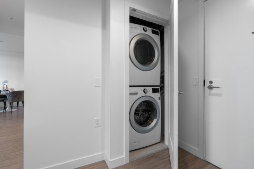 2702-2311 Beta Avenue, Burnaby, BC 