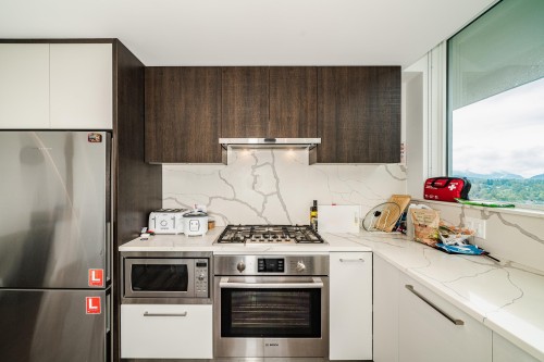 1806-567 Clarke Road, Coquitlam, BC 