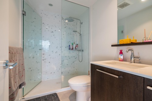 1806-567 Clarke Road, Coquitlam, BC 