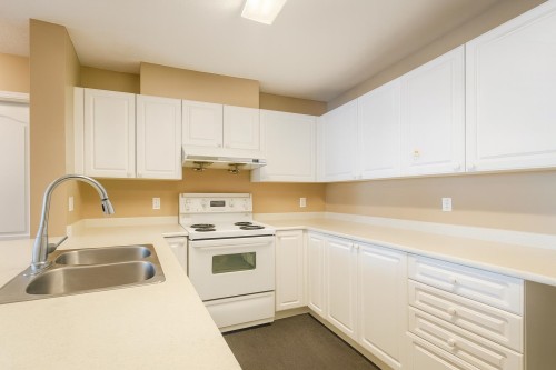 412-5880 Dover Crescent, Richmond, BC 