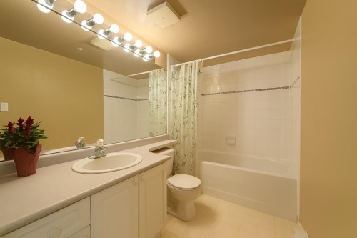 412-5880 Dover Crescent, Richmond, BC 