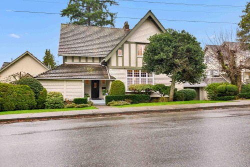 1509 Mahon Avenue, North Vancouver, BC 