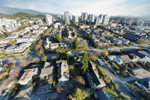 1509 Mahon Avenue, North Vancouver, BC 