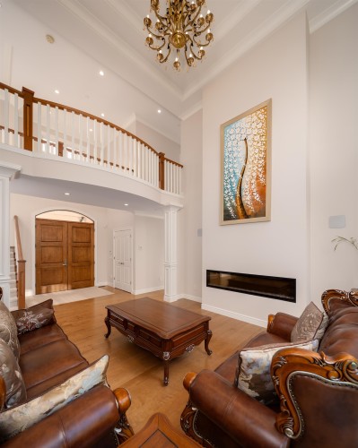 920 3Rd Street, West Vancouver, BC 