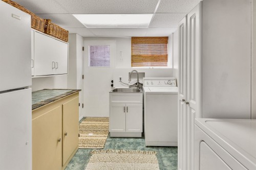 3321 Viewmount Drive, Port Moody, BC 