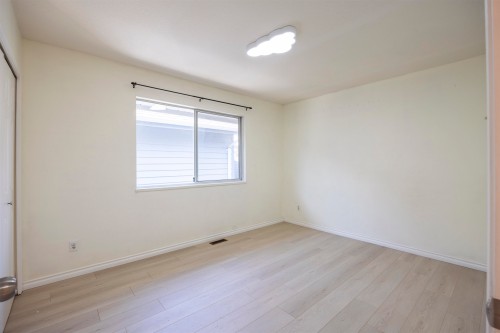 9506 Thomas Drive, Richmond, BC 