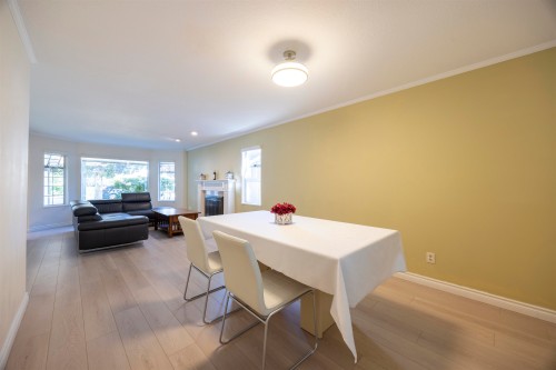 9506 Thomas Drive, Richmond, BC 