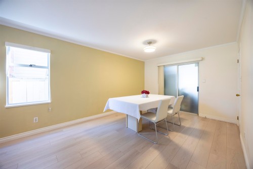 9506 Thomas Drive, Richmond, BC 