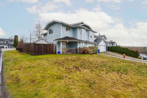 11398 Harrison Street  Maple Ridge, BC V2X 9L2