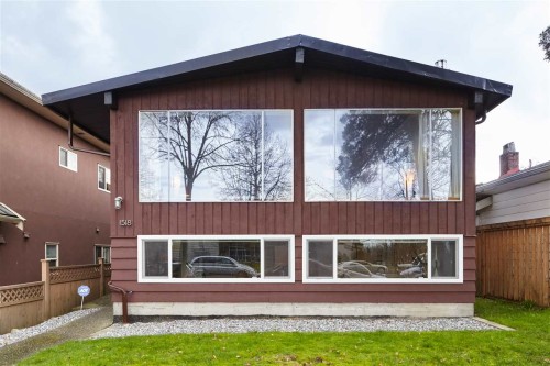 1518 37Th Avenue E, Vancouver, BC 