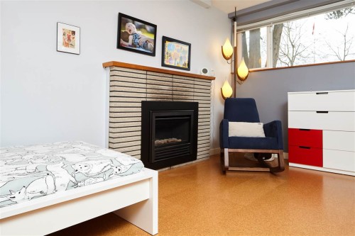 1518 37Th Avenue E, Vancouver, BC 