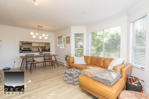 201-111 5Th Street W, North Vancouver, BC 