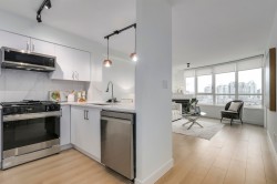 1209-63 Keefer Place  Vancouver, BC V6B 6N6