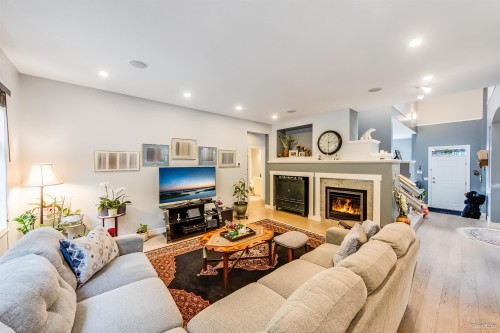 1701 Arbutus Place, Coquitlam, BC 