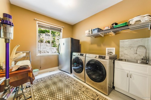 1701 Arbutus Place, Coquitlam, BC 