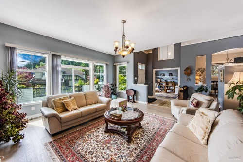 1701 Arbutus Place, Coquitlam, BC 