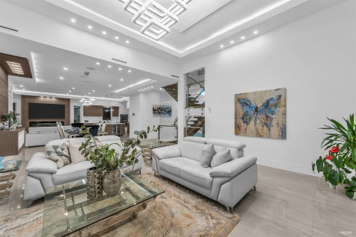 929 Canyon Boulevard, North Vancouver, BC 