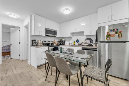 929 Canyon Boulevard, North Vancouver, BC 