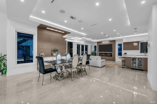 929 Canyon Boulevard, North Vancouver, BC 