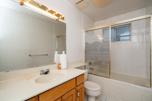 4728 Bruce Street, Vancouver, BC 