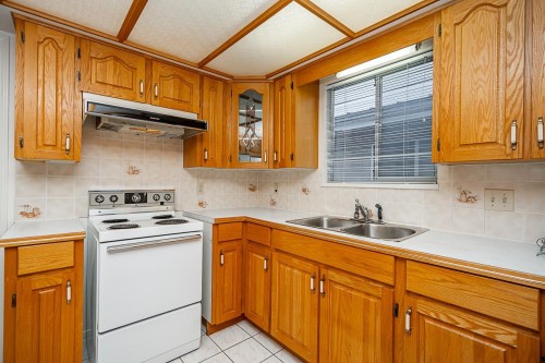 4728 Bruce Street, Vancouver, BC 