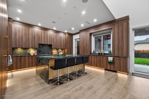 21010 119 Avenue, Maple Ridge, BC 