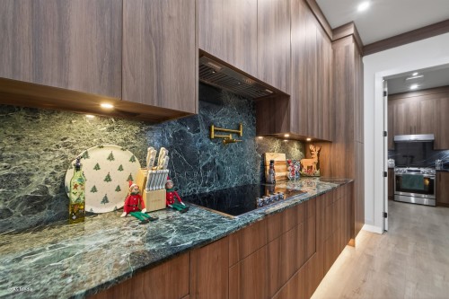 21010 119 Avenue, Maple Ridge, BC 