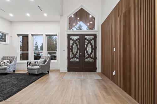 21010 119 Avenue, Maple Ridge, BC 