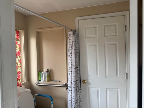 8125 St. George Street, Vancouver, BC 