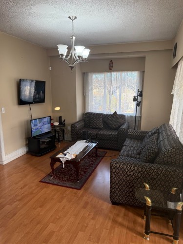 8125 St. George Street, Vancouver, BC 