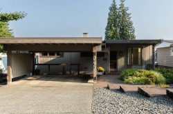 1063 Whitchurch Street  North Vancouver, BC V7L 2A8