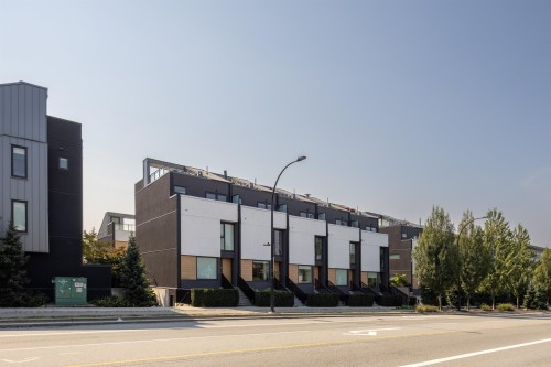 206-649 3Rd Street E, North Vancouver, BC 