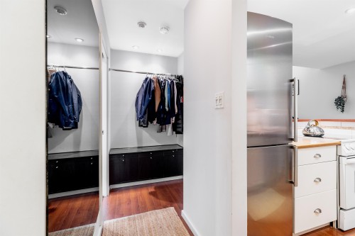 319-206 15Th Street E, North Vancouver, BC 