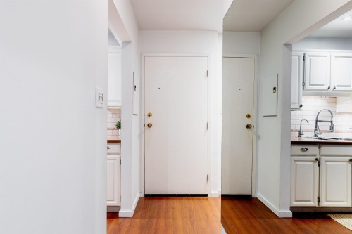 319-206 15Th Street E, North Vancouver, BC 