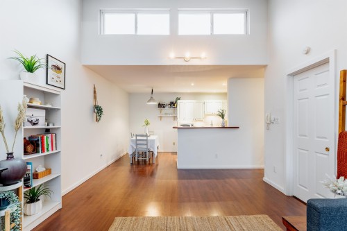 319-206 15Th Street E, North Vancouver, BC 