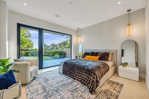 2423 Mathers Avenue, West Vancouver, BC 