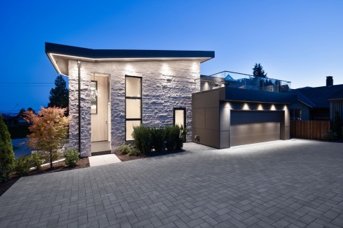 2423 Mathers Avenue, West Vancouver, BC 