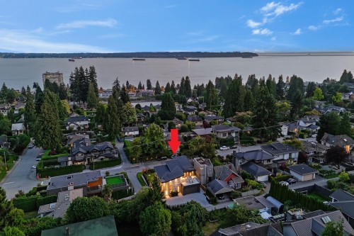 2423 Mathers Avenue, West Vancouver, BC 