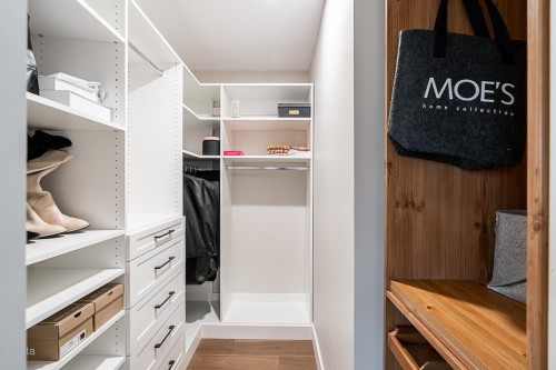 Upper-2640 Mclaughlin Court, Coquitlam, BC 