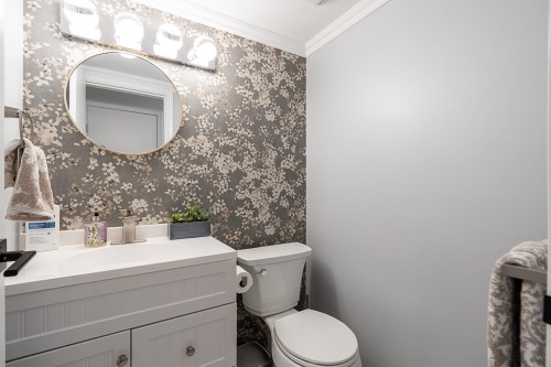 Upper-2640 Mclaughlin Court, Coquitlam, BC 