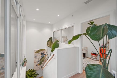 611-1500 Fern Street, North Vancouver, BC 