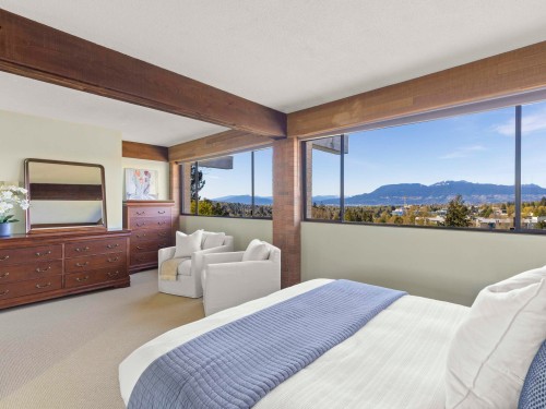 5012 Maple Street, Vancouver, BC 