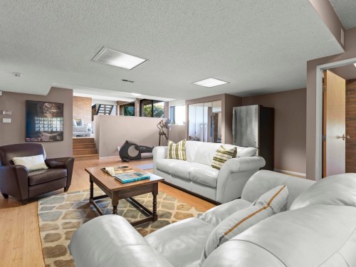 5012 Maple Street, Vancouver, BC 